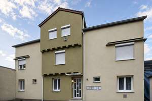 Attraktive 3-Zimmer-Wohnung mit Balkon in begehrter Lage von Stuttgart-Degerloch