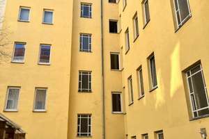 helle 4 Zimmer im Gartenhaus – Berlichingenstraße 4, 10553 Moabit, Berlin – Vorschaubild 4