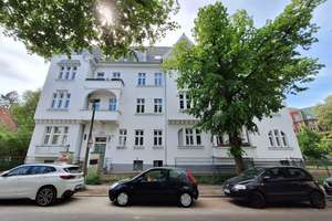 Einziehen und wohlfühlen - Altbau in ruhiger Lage - Sofort bezugsfrei – Kuckhoffstraße 67, 13156 Niederschönhausen, Berlin – Vorschaubild 1