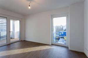 Gut geschnittene 2-Zi.-Wohnung mit separater Küche und Loggia am Mauerpark – Bärbel-Bohley-Ring  4, 13355 Gesundbrunnen, Berlin – Vorschaubild 3