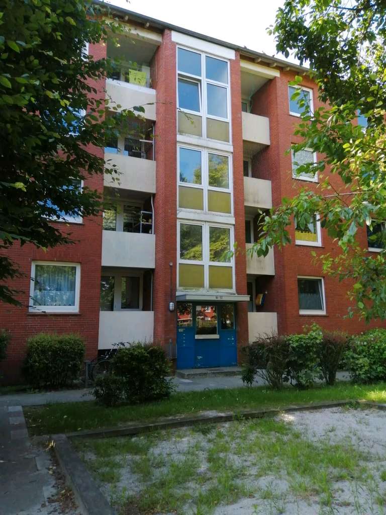 Modernisierte 4-Zimmer-Wohnung in gefragter Lage von Emden-Barenburg – perfekte Kapitalanlage