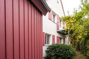 Schmuckstück - schwedischer Charme in bevorzugter Zirndorfer Lage mit galerieähnlichem Anbau u. Pool – Die vollständige Adresse der Immobilie erhältst du vom Anbieter., 90513 Zirndorf – Vorschaubild 3