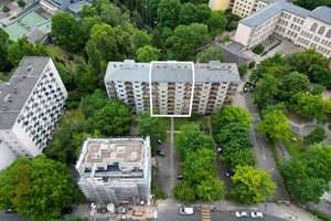 Stilvolle 2 ZI. Residenz in Charlottenburg inkl. Südwest-Balkon und idyllischem Blick ins Grüne – Die vollständige Adresse der Immobilie erhältst du vom Anbieter., 10587 Charlottenburg, Berlin – Vorschaubild 2