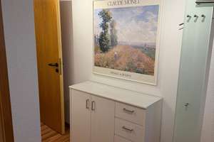 Schöne, gemütliche, voll möblierte Einliegerwohnung NUR an Einzelperson