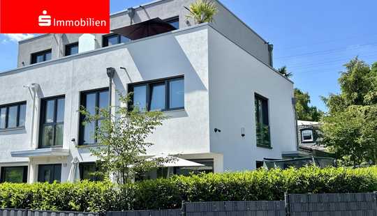 Bild von Luxuriöse Doppelhaushälfte mit exklusiver Ausstattung und Garage - OF-Buchrainviertel!