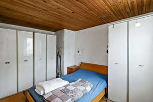 Wohnen im Grünen: Gepflegter Bungalow mit Pool, Kamin & sonnigem Garten in Berlin-Köpenick – Die vollständige Adresse der Immobilie erhältst du vom Anbieter., 12555 Köpenick, Berlin – Vorschaubild 7