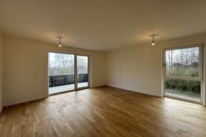 KfW 40-Neubau-Wohnung mit EBK, Südbalkon, Echtholzparkett, Fahrstuhl, Tiefgarage