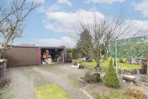 Idyllisch gelegener Bungalow mit großem Garten und Doppelgarage in Tangerhütte – Stendal (Kreis) – Vorschaubild 10