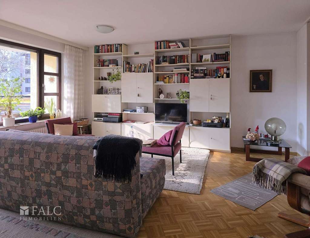 Immobilie in Böblingen - Sonnige Wohnung in guter Lage - Angebotsverfahren - Bild 2