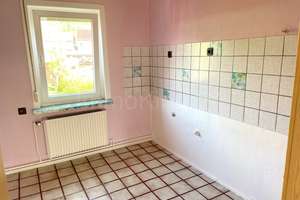 ++ EIN- ZWEIFAMILIENHAUS MIT GROSSEM POTENTIAL!! ++ – Die vollständige Adresse der Immobilie erhältst du vom Anbieter., 34233 Fuldatal – Vorschaubild 8