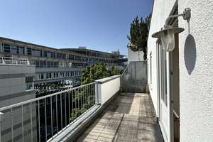 360-Grad-Dachterrasse über den Dächern: 4-Zimmer-Oase in Stuttgarter Bestlage – Die vollständige Adresse der Immobilie erhältst du vom Anbieter., 70178 Rathaus, Stuttgart – Vorschaubild 7