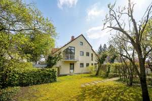 Freie 2,5 Zimmer-Wohnung in ruhiger, kleiner Wohnanlage