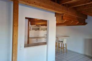 Helle und gemütliche 3-Zimmer-Dachgeschosswohnung mit Balkon, EBK, inkl. TG-Stellplatz in Köln