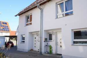 Attraktives und gepflegtes 5-Zimmer-Reihenendhaus in Herrenberg – Böblingen (Kreis) – Vorschaubild 1
