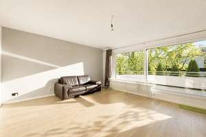 Exklusiv-Penthouse, barrierefrei, umlaufende Südwest-Dachterrasse, grün, uneinsehbar, absolut ruhig – Die vollständige Adresse der Immobilie erhältst du vom Anbieter., 81545 Harlaching, München – Vorschaubild 11