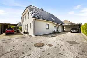 Familienidylle in Berkenthin – modernes Einfamilienhaus mit Kamin, Einbauküche & Einliegerwohnung – Die vollständige Adresse der Immobilie erhältst du vom Anbieter., 23919 Berkenthin – Vorschaubild 2