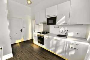 AS IMMOBILIEN: 145m² große, sanierte 5-Zimmer Eigentumswohnung, EBK, Stellplatz -  Wiesbaden-Südost – Wiesbaden – Vorschaubild 9