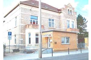 Exklusives Anwesen: Historische Villa mit Arztpraxis und Wohneinheiten in Teutschenthal – Die vollständige Adresse der Immobilie erhältst du vom Anbieter., 6179 Teutschenthal – Vorschaubild 2