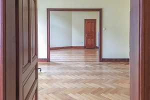 Exklusive, traumschöne 5-Zimmer-Altbau-Wohnung mit 2 Balkonen und Einbauküche in Düsseldorf – Die vollständige Adresse der Immobilie erhältst du vom Anbieter., 40227 Oberbilk, Düsseldorf – Vorschaubild 4