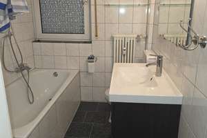 Schöne 3-Zimmer-Wohnung mit Balkon - Duisburg-Meiderich – Voßstraße 9, 47137 Obermeiderich, Duisburg – Vorschaubild 4