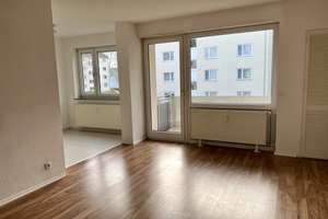 In Mainz-Hechtsheim: Gepflegte 2-Zimmer-Wohnung mit gehobener Innenausstattung mit Balkon u. Keller – Die vollständige Adresse der Immobilie erhältst du vom Anbieter., 55129 Hechtsheim, Mainz – Vorschaubild 2