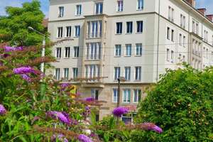 Property thumbnail 1