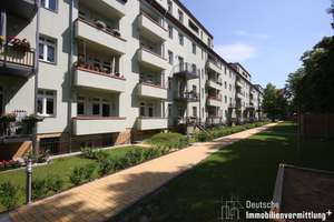Parkett, Balkon, eigener Garten und vieles mehr!