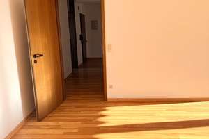 *Ideal für WG*Großzügige Aufteilung*Balkon*Ideale Infrastruktur* – Neuhäuserstrasse 3a, 86154 Oberhausen-Süd, Augsburg – Vorschaubild 12