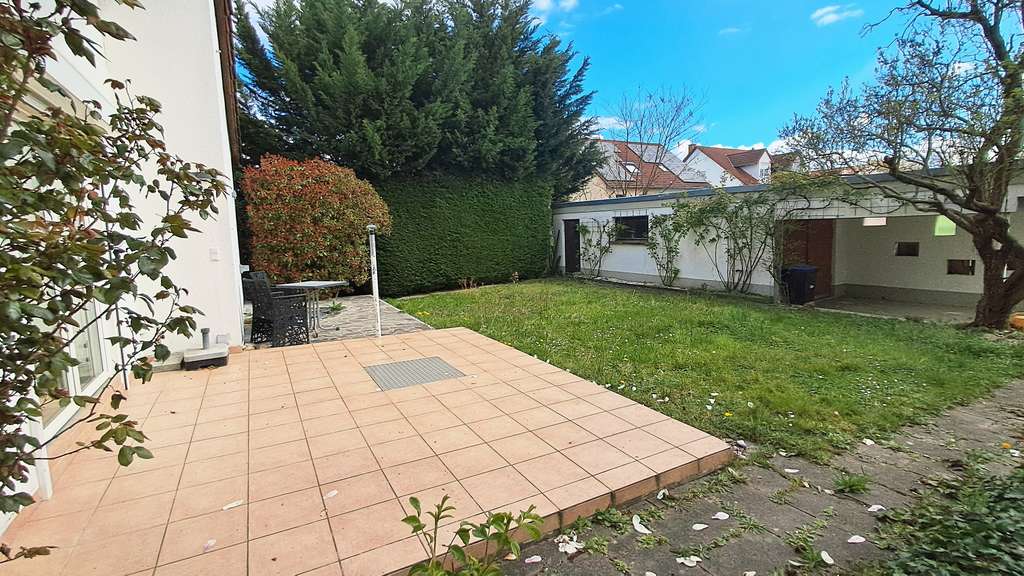 Immobilie in Birkenheide - ANSCHAUEN LOHNT : BEGEHRTER BUNGALOW  - MODERNISIERT -in begehrter Wohnlage! - Bild 2