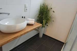 Luxuriöse Neubau-Immobilie in Naturnähe: Modern, lichtdurchflutet und vielseitig – 55543 Bad Kreuznach – Vorschaubild 4