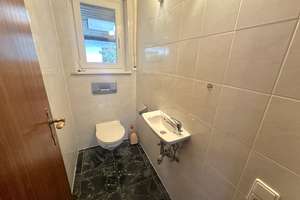 Attraktives Generationenhaus in Singen-Nordstadt, ab sofort frei. – Die vollständige Adresse der Immobilie erhältst du vom Anbieter., 78224 Singen (Hohentwiel) – Vorschaubild 6