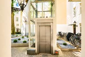 139 m² BERLINER ALTBAUPERLE  •  4 ZIMMER   • STUCK  •   BALKON   •  AUFZUG  •  NAHE KURFÜRSTENDAMM – Die vollständige Adresse der Immobilie erhältst du vom Anbieter., 10711 Halensee, Berlin – Vorschaubild 8