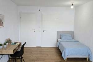 Saniertes und möbliertes WG Zimmer mit den besten ÖPNV Verbindungen sehr zentral  – Czernyring 10, 69115 Bergheim, Heidelberg – Vorschaubild 2