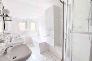 Freistehendes Einfamilienhaus mit großem Grundstück und Sanierungspotenzial in Solingen-Wiescheid – Bonner Str 311, 42697 Ohligs/Aufderhöhe/Merscheid, Solingen – Vorschaubild 8