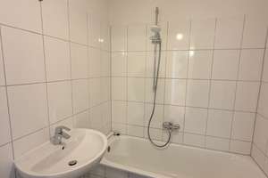 Gemütliche 2-Zimmer-Wohnung mit sonnigem Balkon zum Innenhof – 81673 Josephsburg, München – Vorschaubild 6