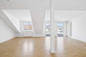 Einziehen und Wohlfühlen- Stilvolle Dachgeschosswohnung in Rüttenscheid – Die vollständige Adresse der Immobilie erhältst du vom Anbieter., 45130 Rüttenscheid, Essen – Vorschaubild 2