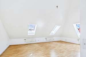 Ein Loft über den Dächern – mit 360° Rundumblick auf außergewöhnlicher Dachterrasse – Die vollständige Adresse der Immobilie erhältst du vom Anbieter., 70327 Untertürkheim (Ortsteil), Stuttgart – Vorschaubild 6