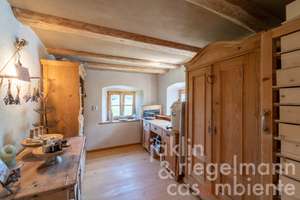 Ökologisch saniertes Bauernhaus mit 360 m² Wohnfläche, Ausbaureserve und eigenem Wald im Chiemgau – Die vollständige Adresse der Immobilie erhältst du vom Anbieter., 83547 Babensham – Vorschaubild 38