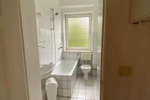 Zwei-Zimmer-Wohnung in Kiel (Wik) – Die vollständige Adresse der Immobilie erhältst du vom Anbieter., 24106 Wik, Kiel – Vorschaubild 2