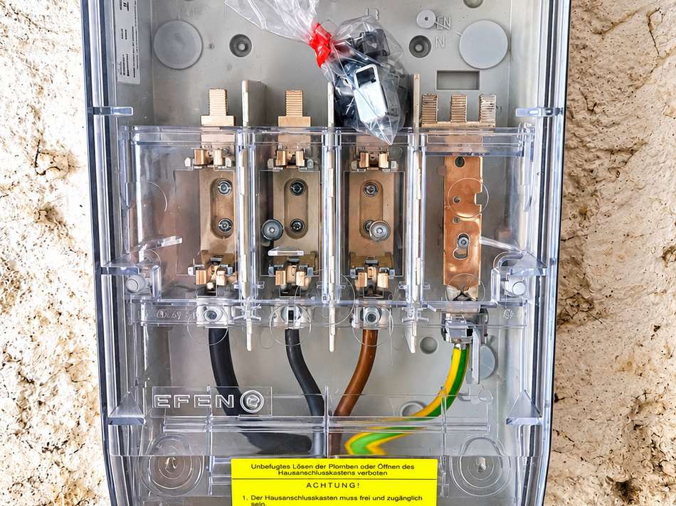 Erdkabel (noch anzuschließen)