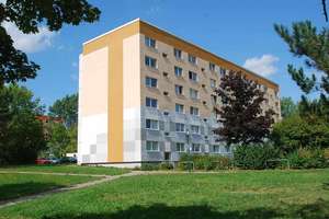 3-Raum-Wohnung in begrünter Wohnlage – Faleska-Meinig-Str. 148, 9122 Markersdorf, Chemnitz – Vorschaubild 2
