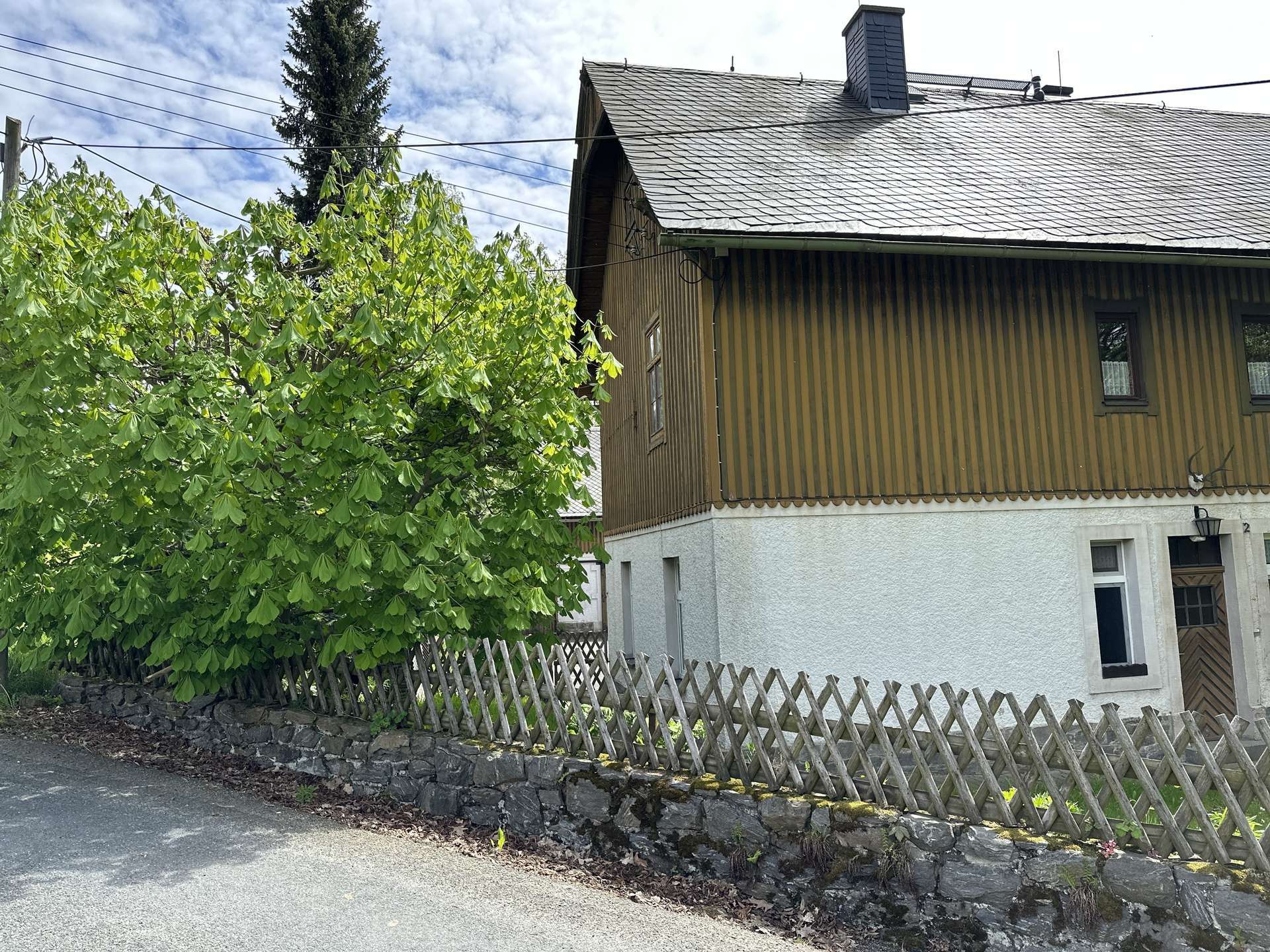 DENKMALGESCHÜTZER DREISEITENHOF MIT KREATIVEN AUSBAU POTENZIAL, Erzgebirgskreis – Bild 3