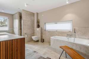 Property thumbnail 26