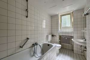 70 m², 2 Zimmer, Küche, Diele, Bad mit Fenster, Balkon! – Windscheidstraße 19, 40239 Düsseltal, Düsseldorf – Vorschaubild 9