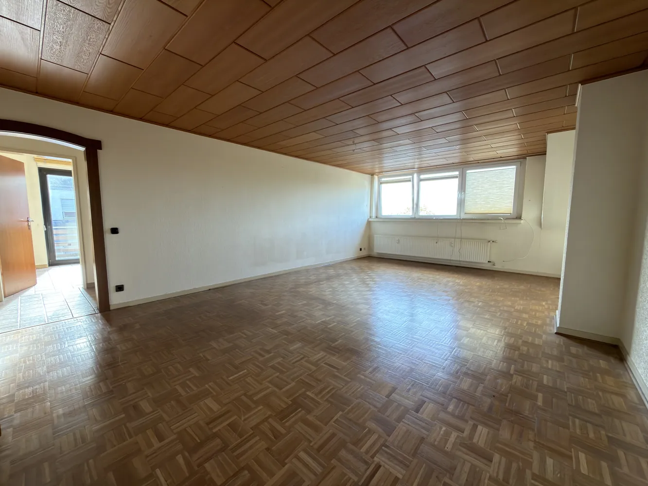Großzügige 3 Raum Wohnung mit Balkon für Eigennutzer oder Kapitalanleger, Duisburg – Bild 4