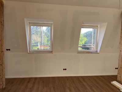 Helle, lichtdurchflutete 3 Zimmer DG-Wohnung/ Erstbezug nach Komplettsanierung 2026