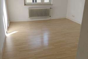 Helle gepfl. 3 Zi. Whg. 71 m² m. Ebk., Balk. 3.OG ohne Lift, in Nbg. Nord zentr. Lage, Nähe Burg. – Maxfeldstr. 12, 90409 Pirckheimerstraße, Nürnberg – Vorschaubild 9