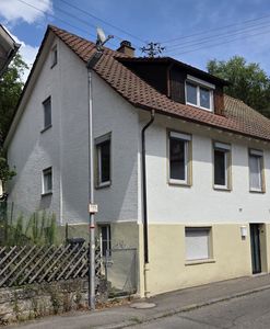 Zentrumsnahes Mehrfamilienhaus mit 3 Wohneinheiten, Garten und Gewölbekeller in Murrhardt