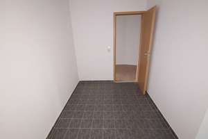 frisch saniert:  1-Raum-Wohnung mit Einbauküche, Tageslichtbad und Badewanne im Musikerviertel – Haydnstr. 2, 9119 Kappel, Chemnitz – Vorschaubild 8