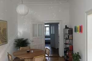 Charmanter Altbau mit Balkon zum Innenhof - 3 Zimmer, 80qm – Orleansstraße 51, 81667 Haidhausen Nord, München – Vorschaubild 2